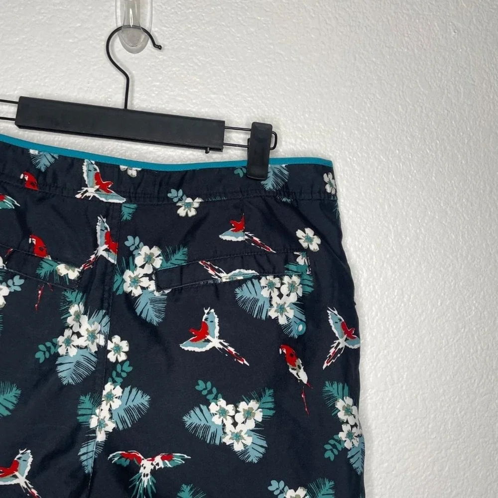 Original Penguin Mens Navy Blue Tropical Parrot Floral Board Shorts Size 30